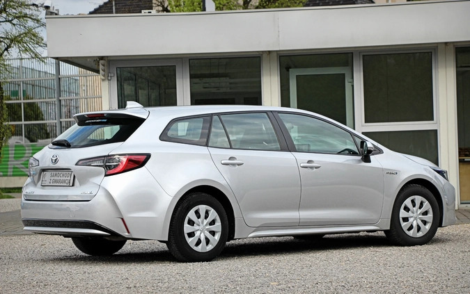 Toyota Corolla cena 74900 przebieg: 100000, rok produkcji 2019 z Kozienice małe 407